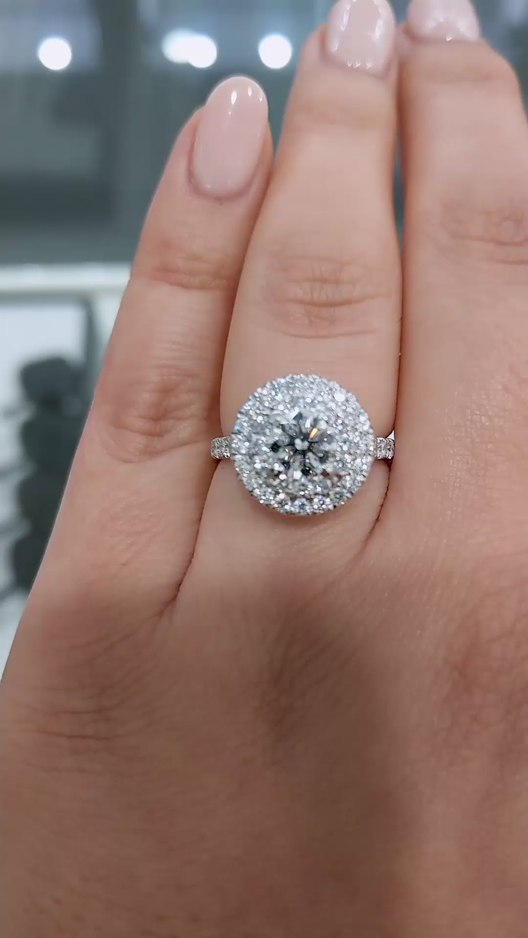 Lunéa Double Halo – Round Brilliant Lab-Grown Diamond Engagement Ring with Elevated Dual Pavé Halo and Slim Micro Pavé Band